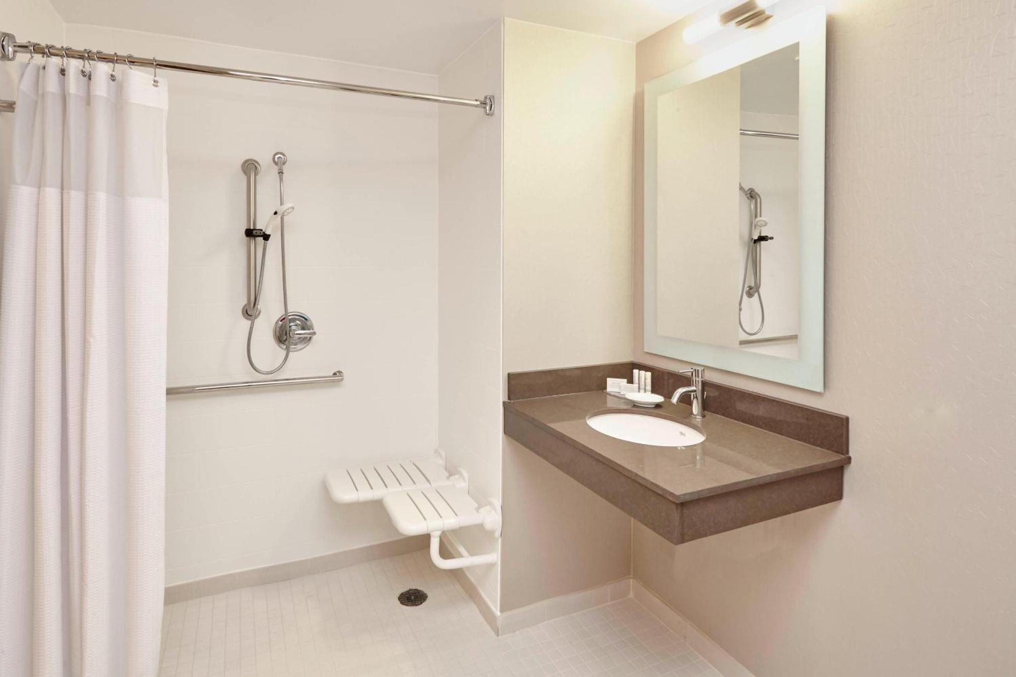 Springhill Suites By Marriott Chicago Schaumburg/Woodfield Mall Buitenkant foto