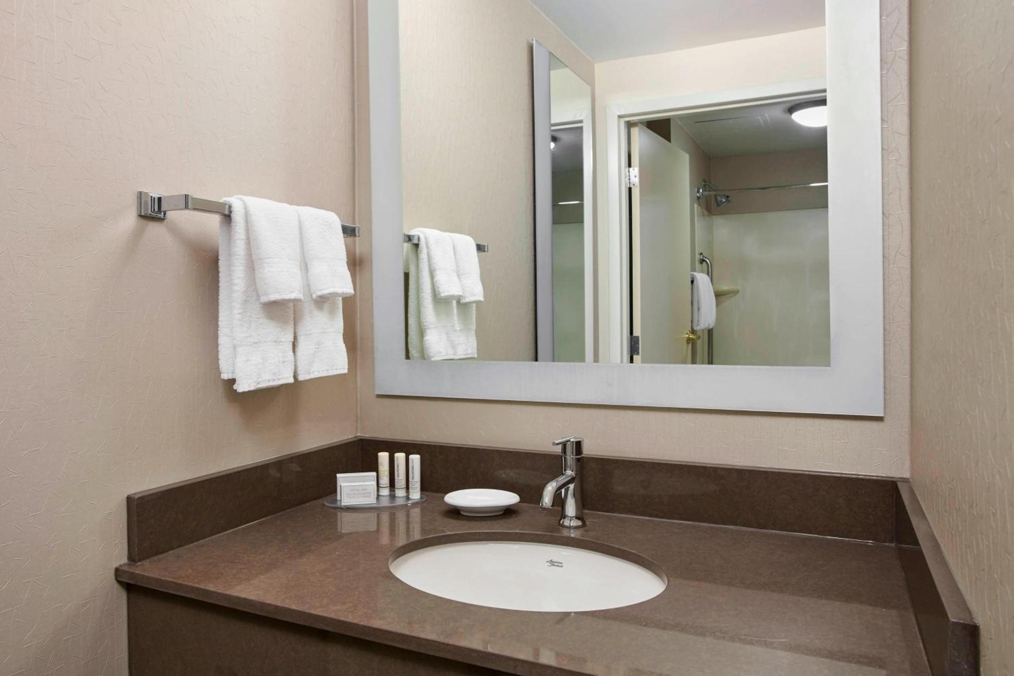 Springhill Suites By Marriott Chicago Schaumburg/Woodfield Mall Buitenkant foto